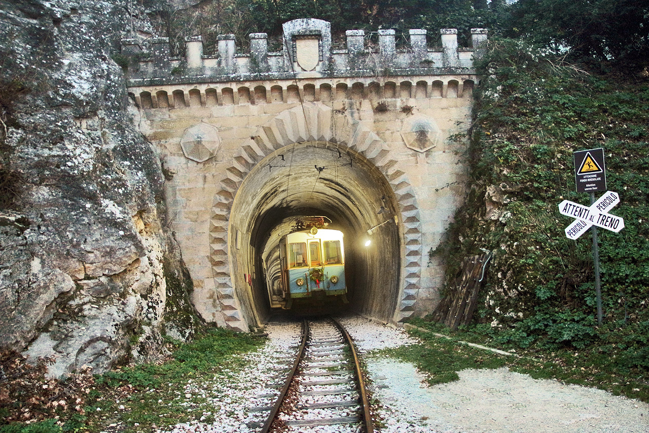 Železniční trať Rimini–San Marino