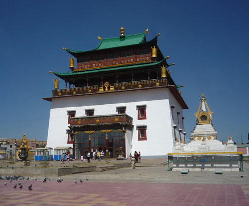 Улаанбаатар se ve staré mongolštině píše ᠤᠯᠠᠭᠠᠨᠪᠠᠭᠠᠲᠤᠷ.