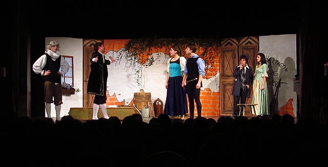 Harpagon - hra studentského divadelního spolku Kandrdas z Hořic.