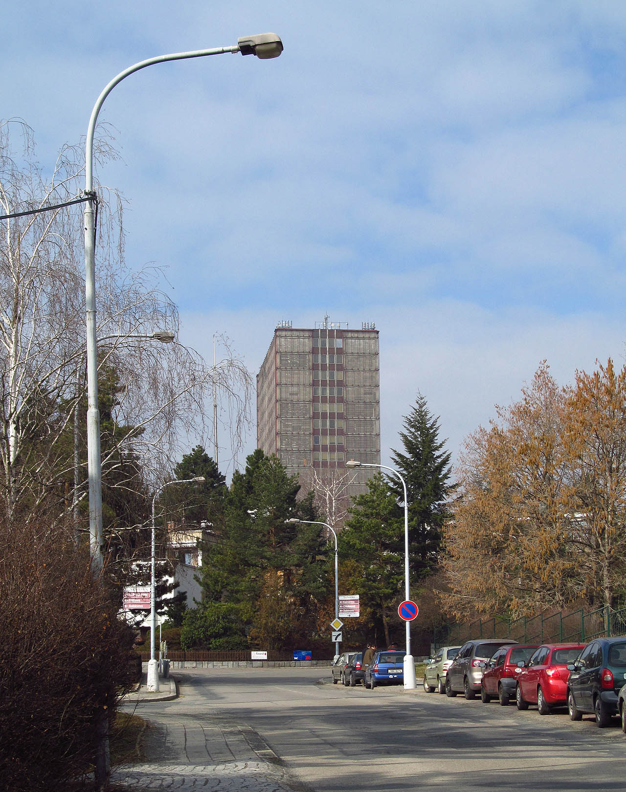 S budovou Fakulty strojního inženýrství VUT jsme stejně staří, oba pocházíme z roku 1985.