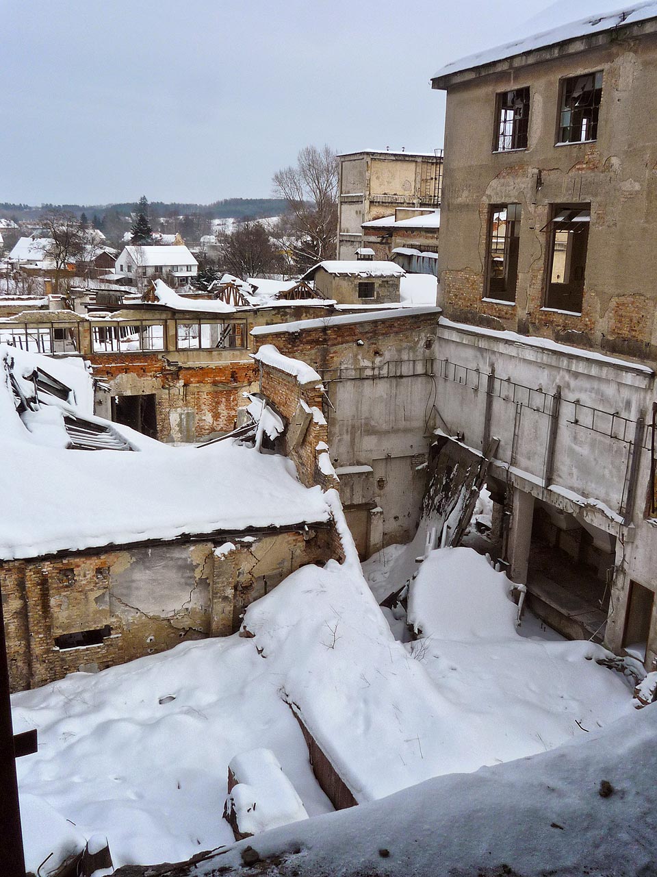 Tady se mění práce generací vniveč. Na transformaci ekonomiky na přelomu tisíciletí budou vzpomínat i děti, které se dnes ještě nenarodily.