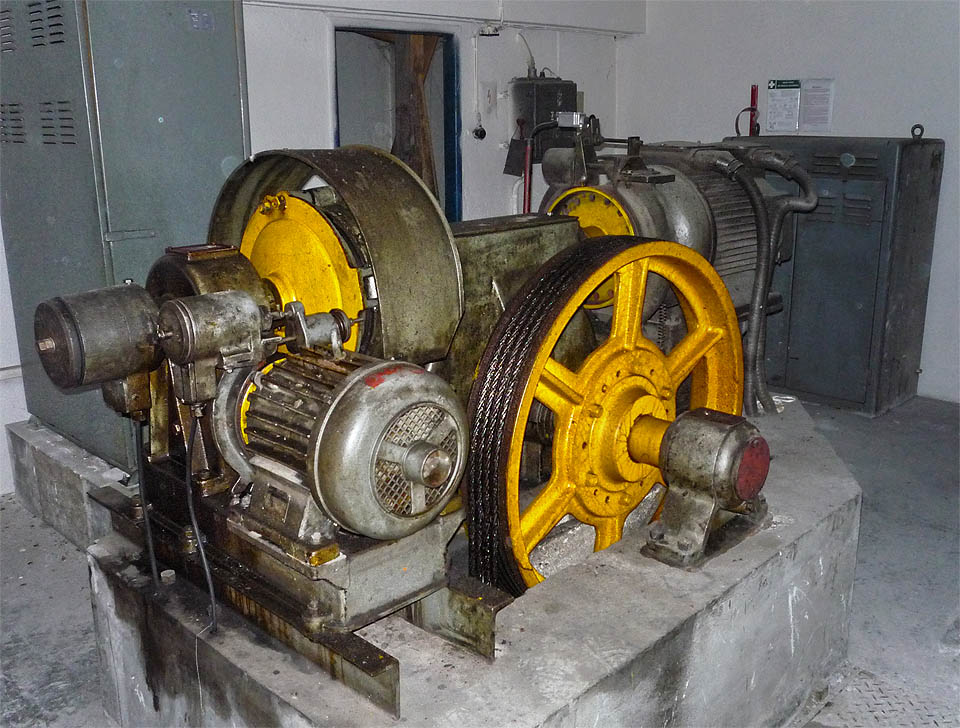 Strojovna výtahu je zatím plně funkční. Jak dlouho ještě?