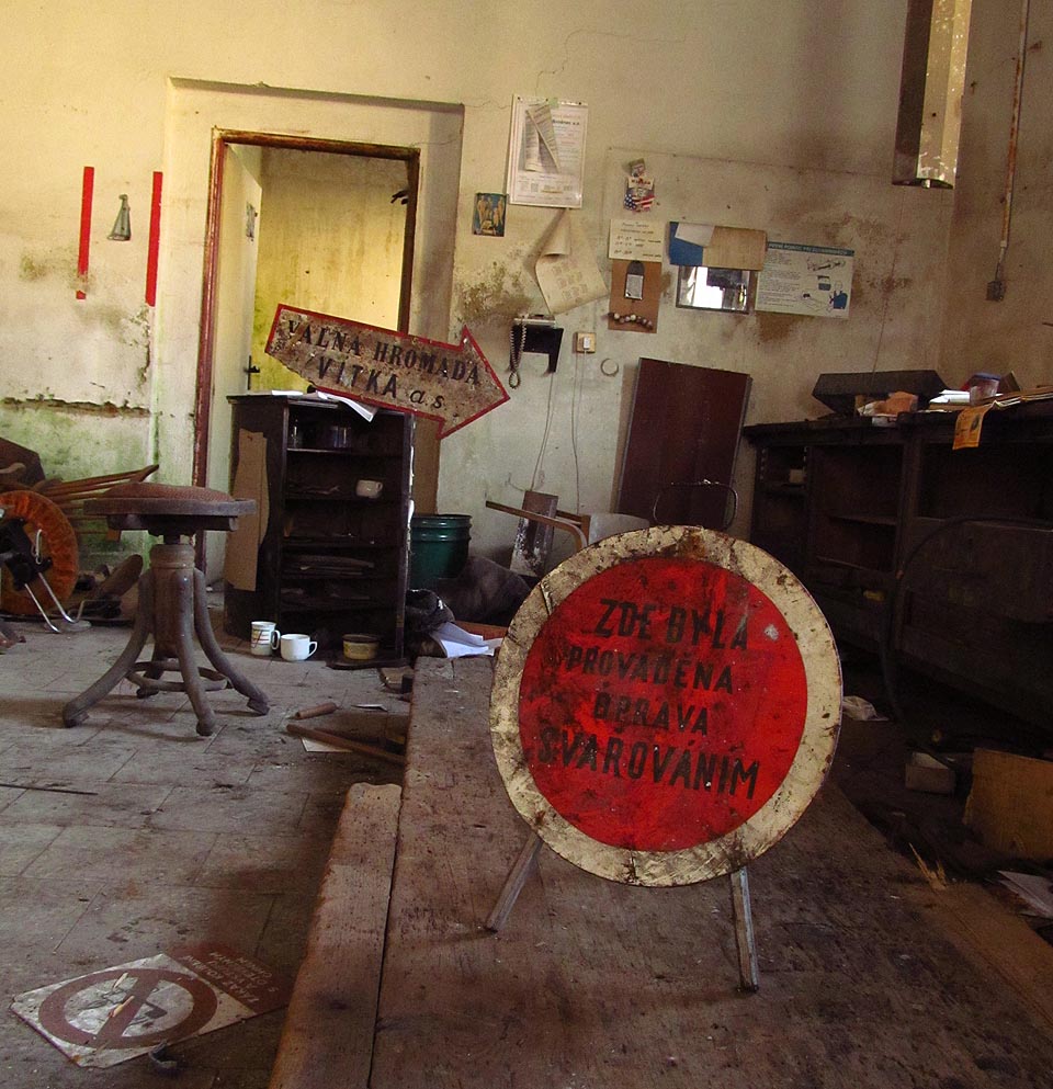 Přesto mají dílny návštěvníkovi stále co nabídnout k podívání.