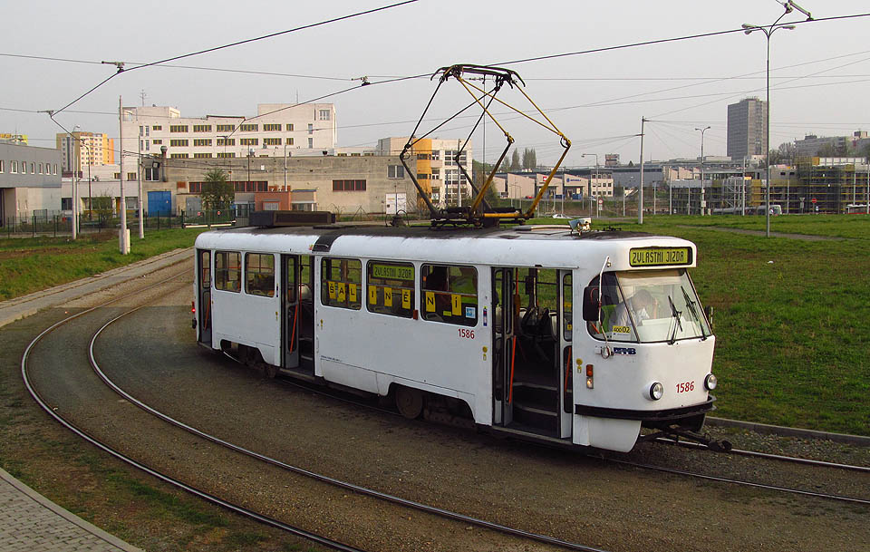 Přišel večer a ve smyčce Technologický park nastal čas loučení.
