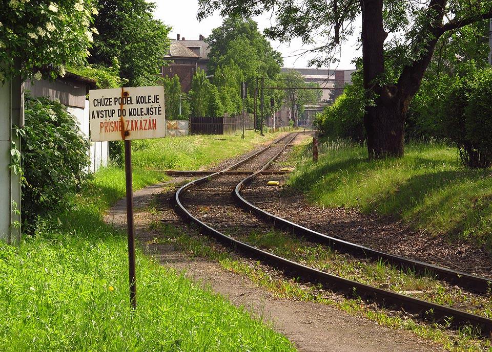 Jedno ze spousty ramen báňské dráhy na pomezí Hulváků a Vítkovic.