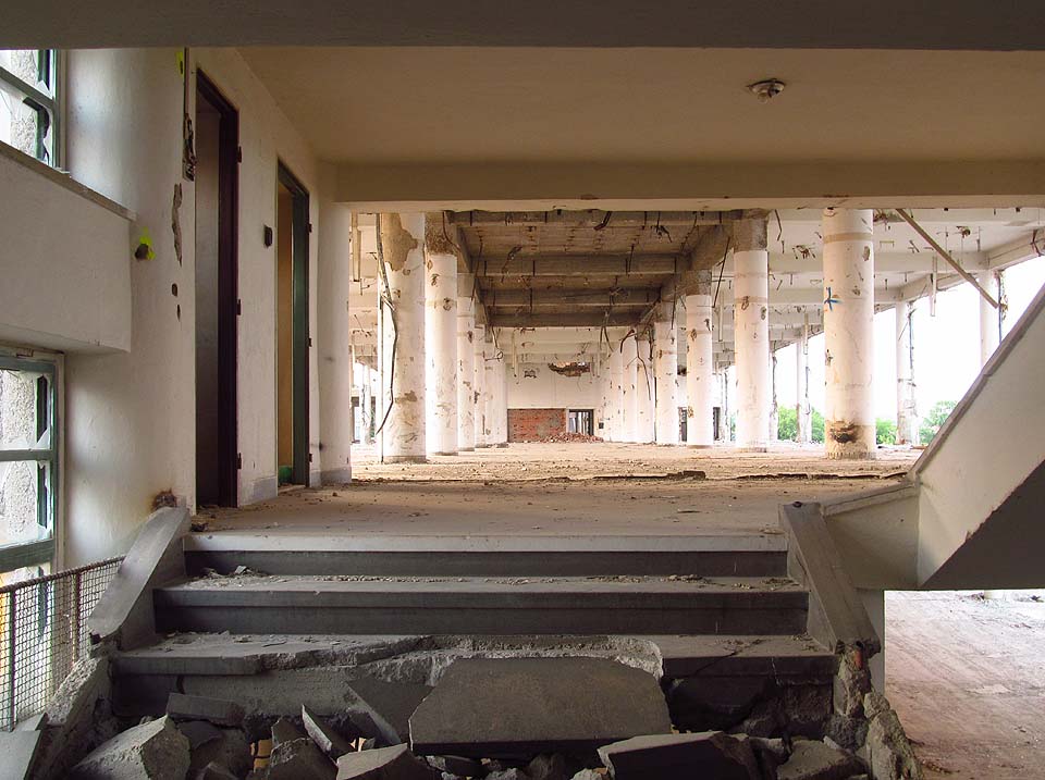 Dost bylo chození kolem horké kaše. Jdeme dovnitř!