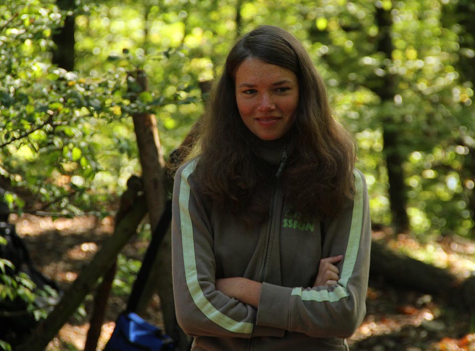 Ani v neděli se Píďa nepřestává smát.