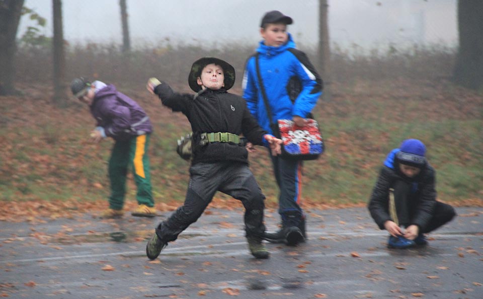 Zvítězilo Bratrstvo se čtyřmi přeživšími. Marně jsem si lámal hlavu, kdo byl vlastně ten čtvrtý…