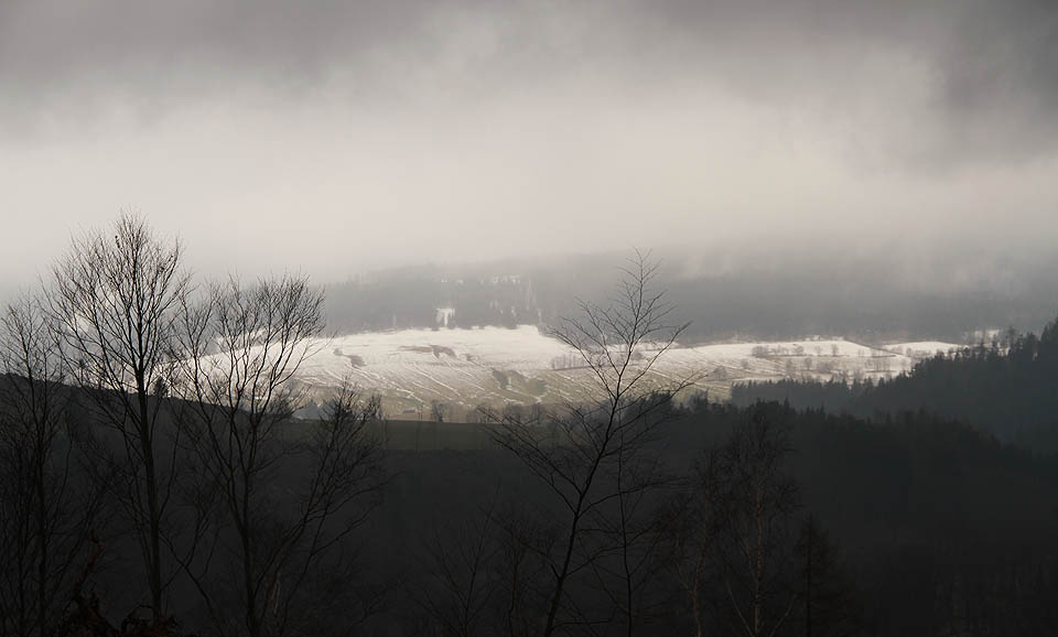 Počasí je takové typicky jarně-horské.