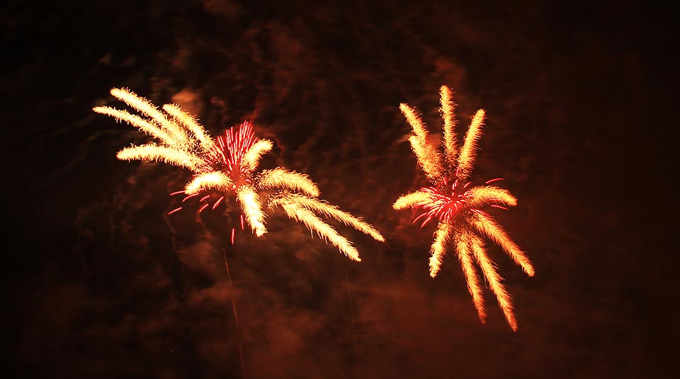 Při pohledu na obří pavouky na obloze mně vždycky zatrne. Evoluce je holt evoluce a představa dvacetimetrových tarantulí člověku nedělá nejlépe.