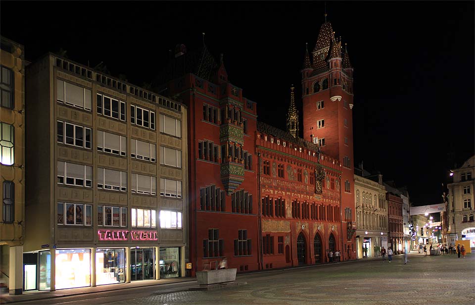 Rudá radnice basilejská.