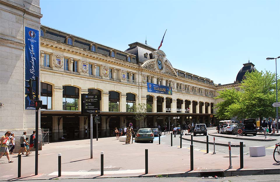 Jsem v cíli! Hlavní nádraží Matabiau v Toulouse mě přivítalo ve 13:45. Zkouška ukázala, že cestovat vlaky po Evropě se dá.