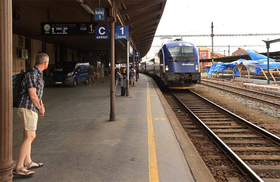 Můj první vlak na cestě napříč Evropou. Kvalita spojení je velmi dobrá.