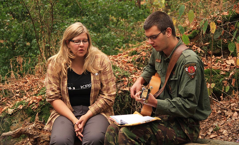 Fotka téměř svatební. Žemle a Brouk spějí k manželství nezadržitelným tempem.
