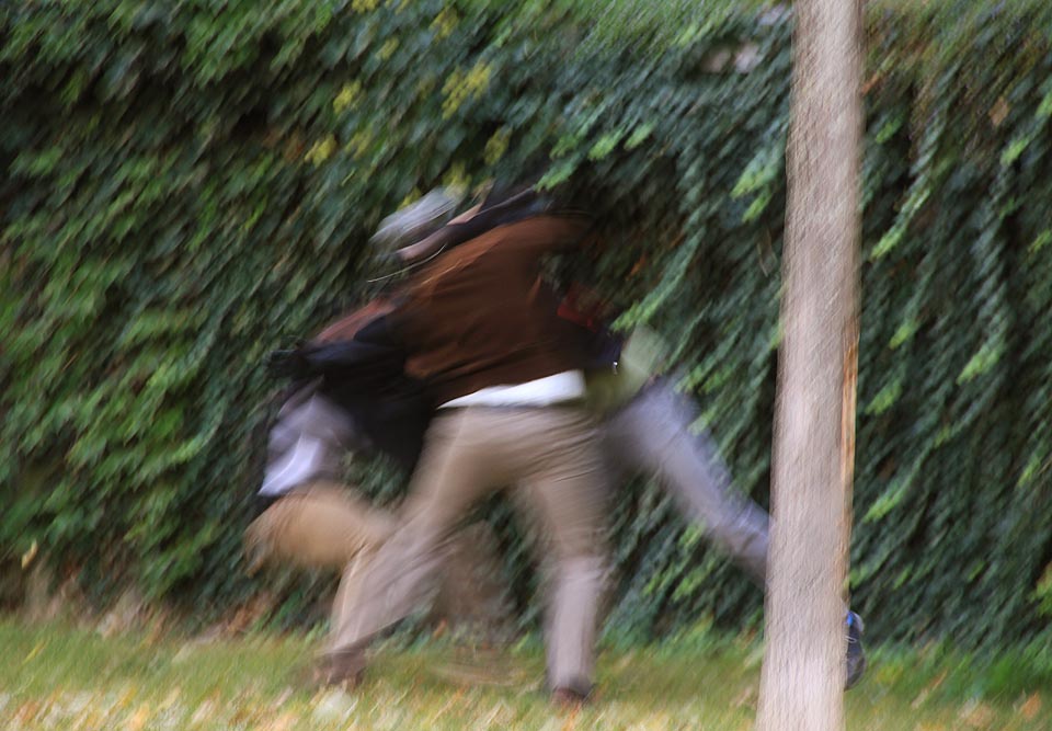 Chudák Širokko se bránil moc úporně, takže nakonec dostal přes hlavu dřevěným kyjem.