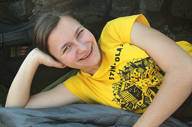 Částečně mně Drobek blbé nápady s kolem odpustila až v Kroměříži. Během odpolední procházky jsme oba bicykly raději zamčeli zámkem k zábradlí před nádražím.