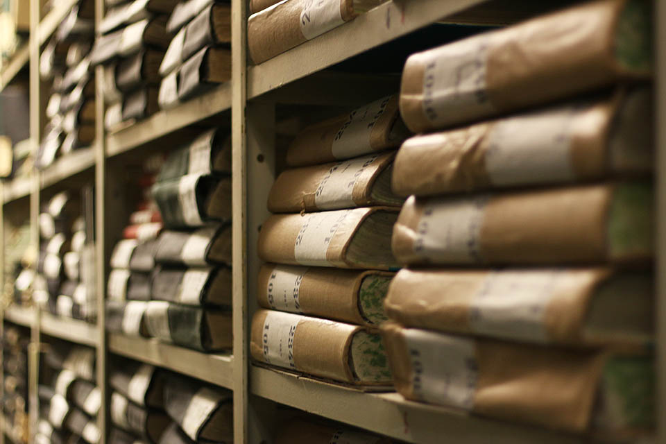 Návštěva archivu byla pro mě také jedinečnou příležitostí vyzkoušet si focení novým objektivem Canon EF 50mm f/1,8 STM, který jsem si nadělil za státnice a který disponuje zvlášť malou hloubkou ostrosti.