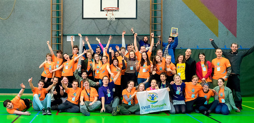 A to jsou všichni organizátoři, kteří se dožili čtvrtého dne akce.