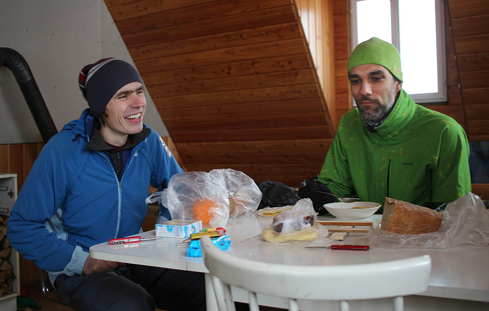 Přejezd ze Seninky na Munu