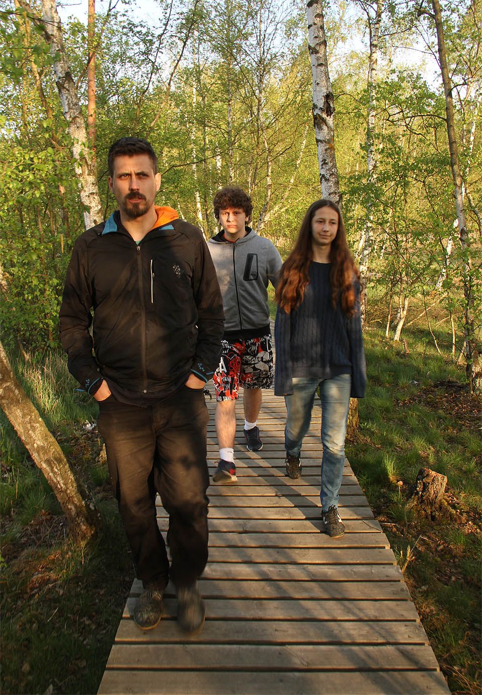 Návštěva rezervace Soos byla jednou z mála přestávek na zničující jízdě stále vpřed. Willy Fog by z nás byl nadšen, v obličejích svých spolucestovatelů ale příliš nadšení nevidím. Návštěva rezervace Soos byla jednou z mála přestávek na zničující jízdě stále vpřed. Willy Fog by z nás byl nadšen, v obličejích svých spolucestovatelů ale příliš nadšení nevidím.