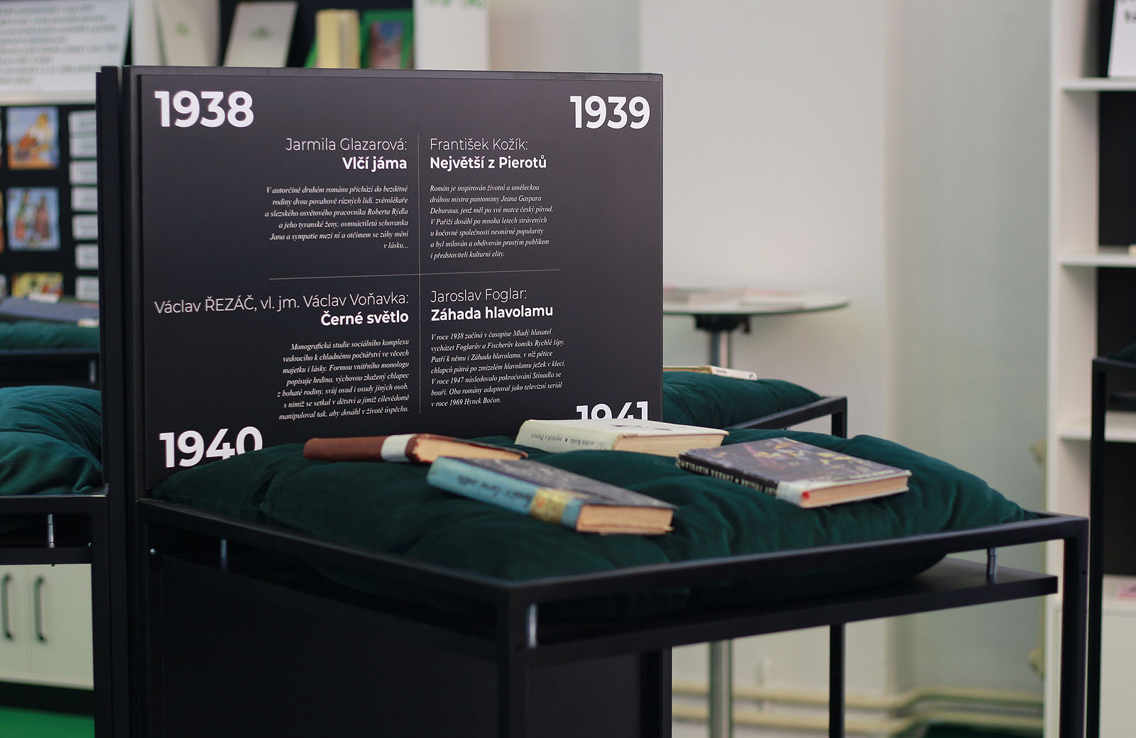 Mezi 100 nejlepších knih za posledních 100 let se v roce 1940 propracovala také Foglarova Záhada hlavolamu.