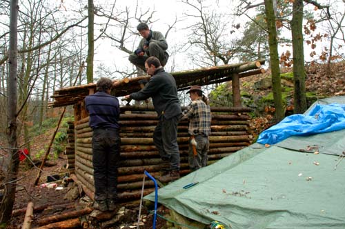 Dokončovací práce v prvním dni roku 2010.