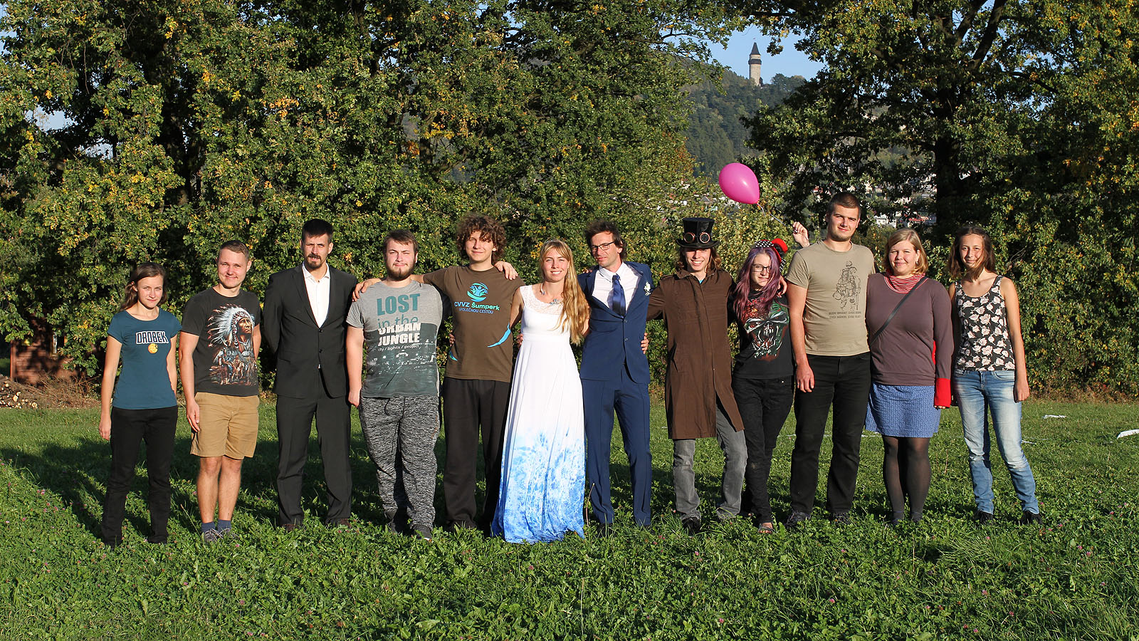 Dvanáct <s>apoštolů</s> foglarovců. A to ještě zdaleka nejsou všichni.