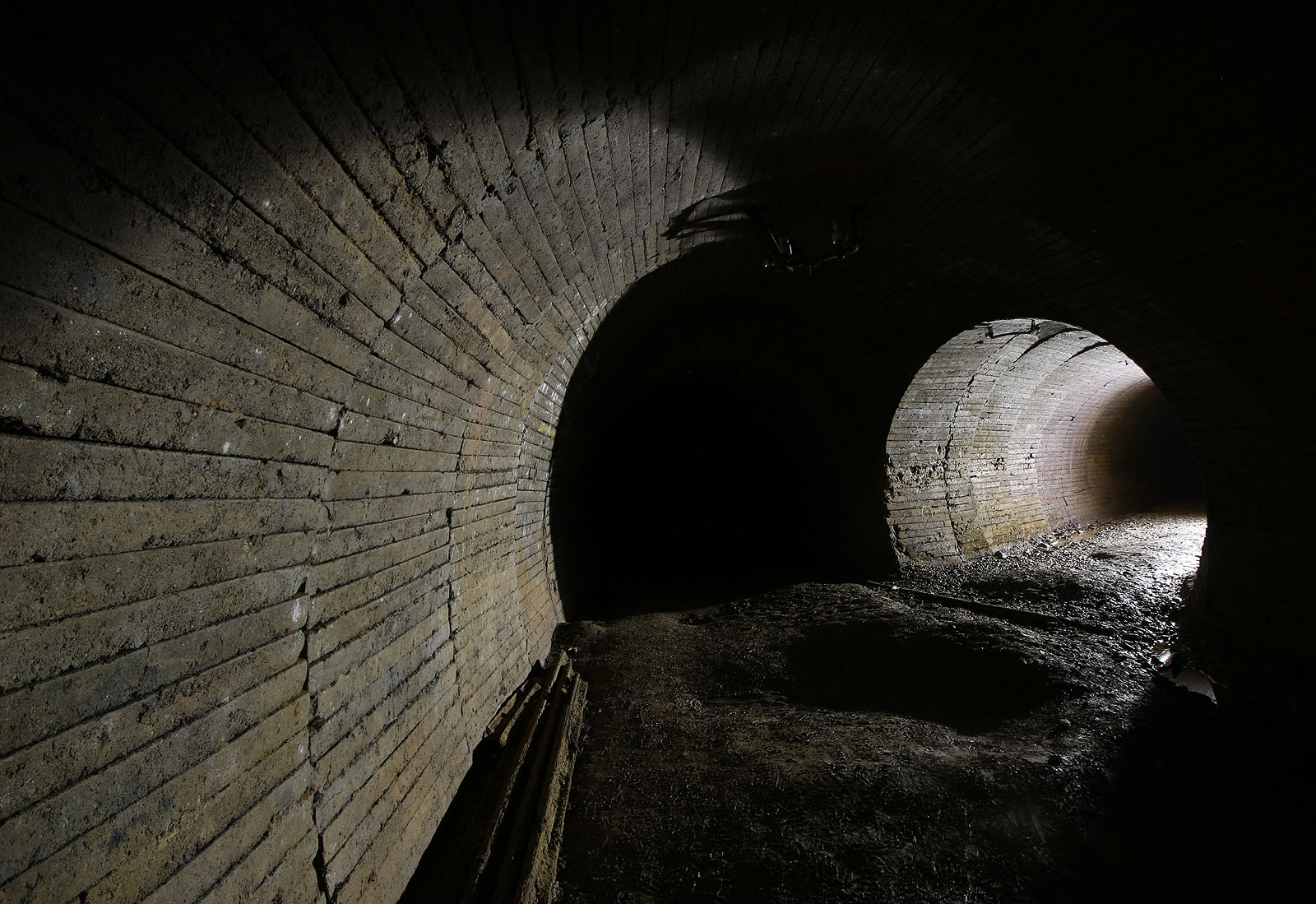 Další odbočka, tentokrát ke slavné a strašidelné Hagenově štole.