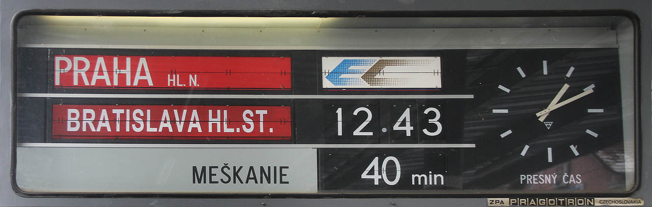 Ani na starý dobrý Pragotron tu nedají dopustit. Na Brno už na ceduli nezbylo kvůli dvěma metropolím místo.