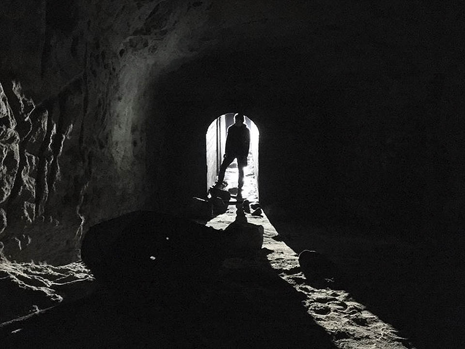 Po stratiplné cestě na Žižkov se potkáváme s Aničko a Viktorem a míříme do podzemí <a href="/Tema/Višňovka">Višňovky</a>.