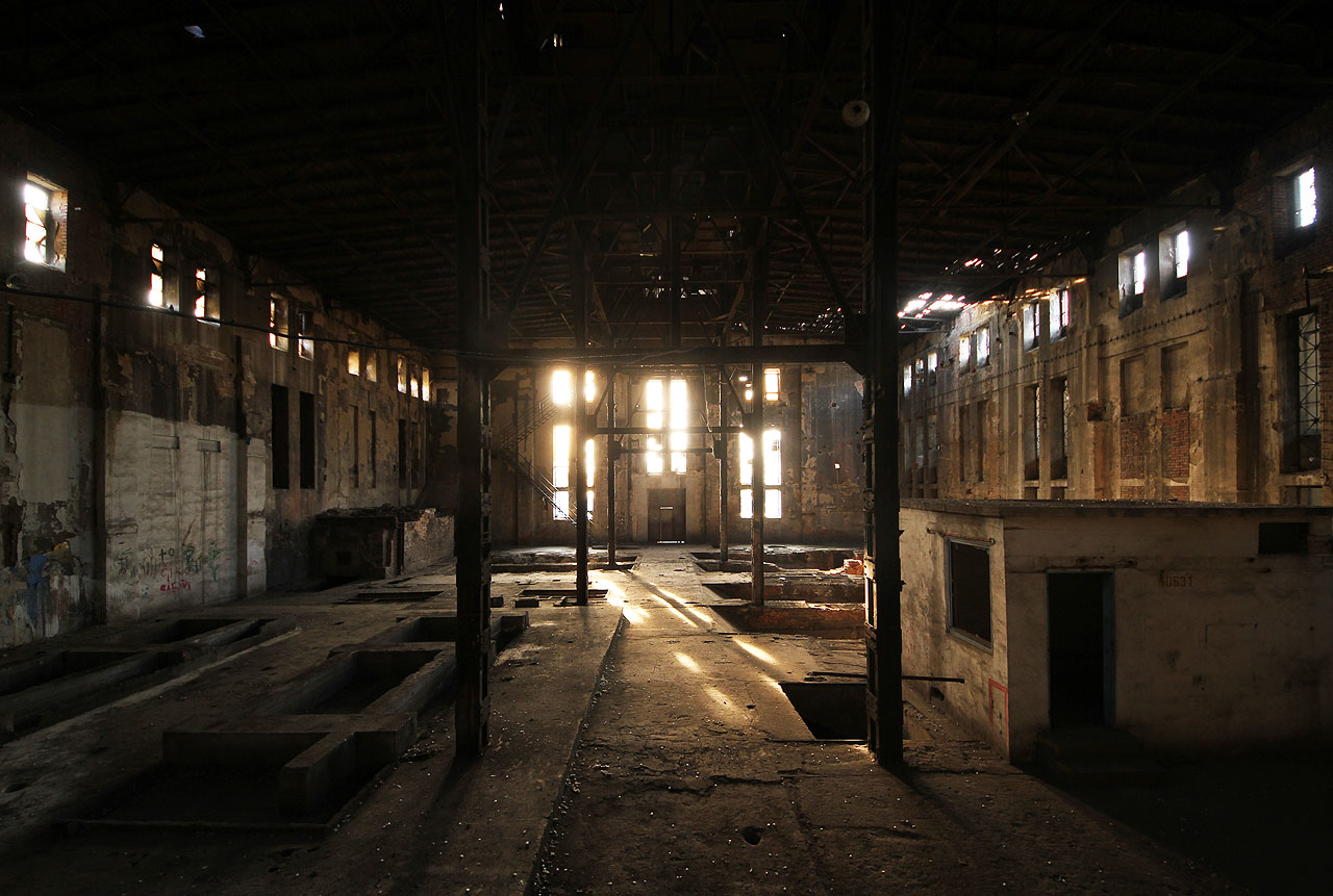 Horní patro kotelny, tudy se zřejmě zaváželo palivo do kotlů.