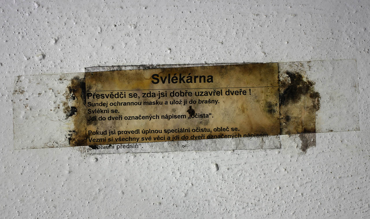 Po příchodu do této místnosti jsme upřímně zalitovali…