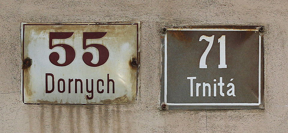 Pokud byla popisná čísla udělována postupně podle věku, byl dům na Dornychu č. 55 71. nejstarším v městské části Trnité.