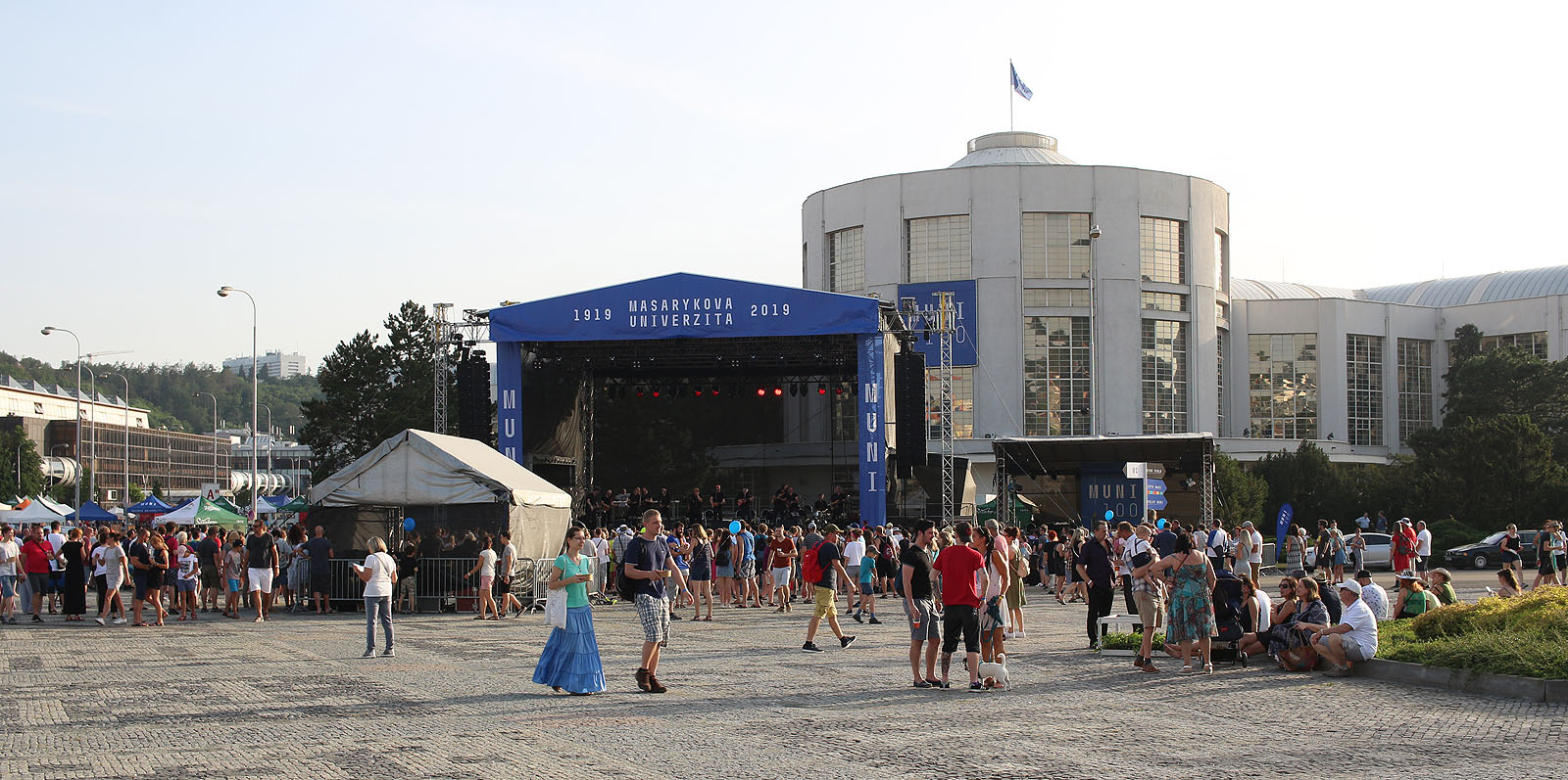 V polovině června 2019 ožilo Výstaviště čilým ruchem oslav prvního století Masarykovy univerzity.