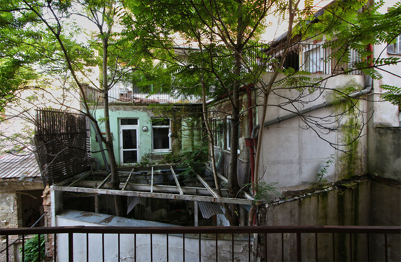 Sbohem Leitnerova ulice, sbohem romantické dvorky!