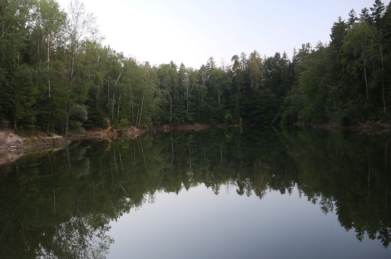 Maršovské jezírko večer.