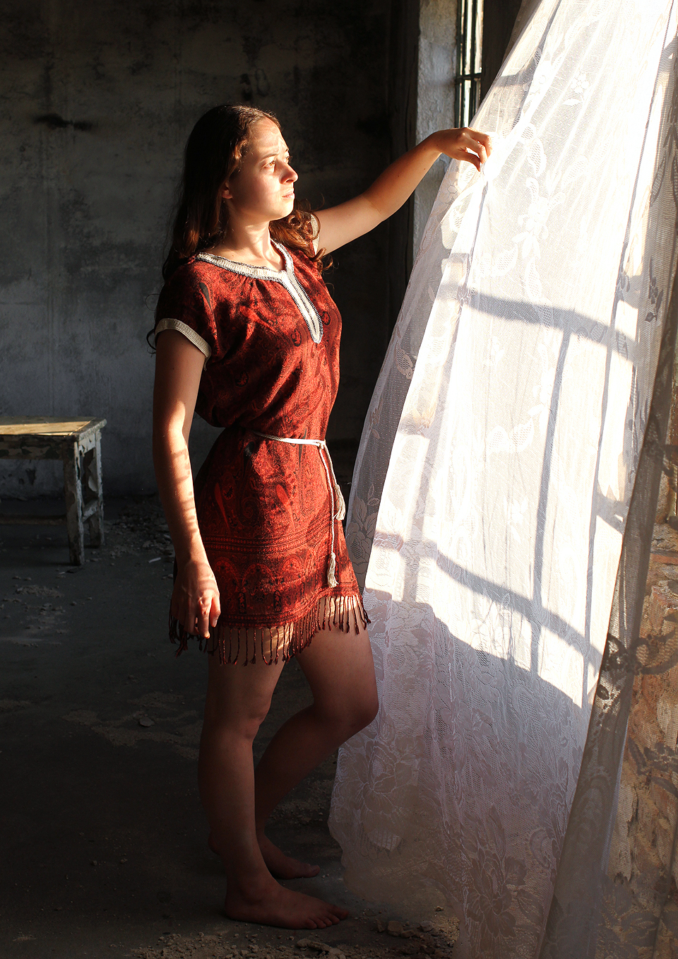 Nejlepší na škrobárně je ale přece jenom slunce, které svítí přímo na její západní fasádu nad řekou.