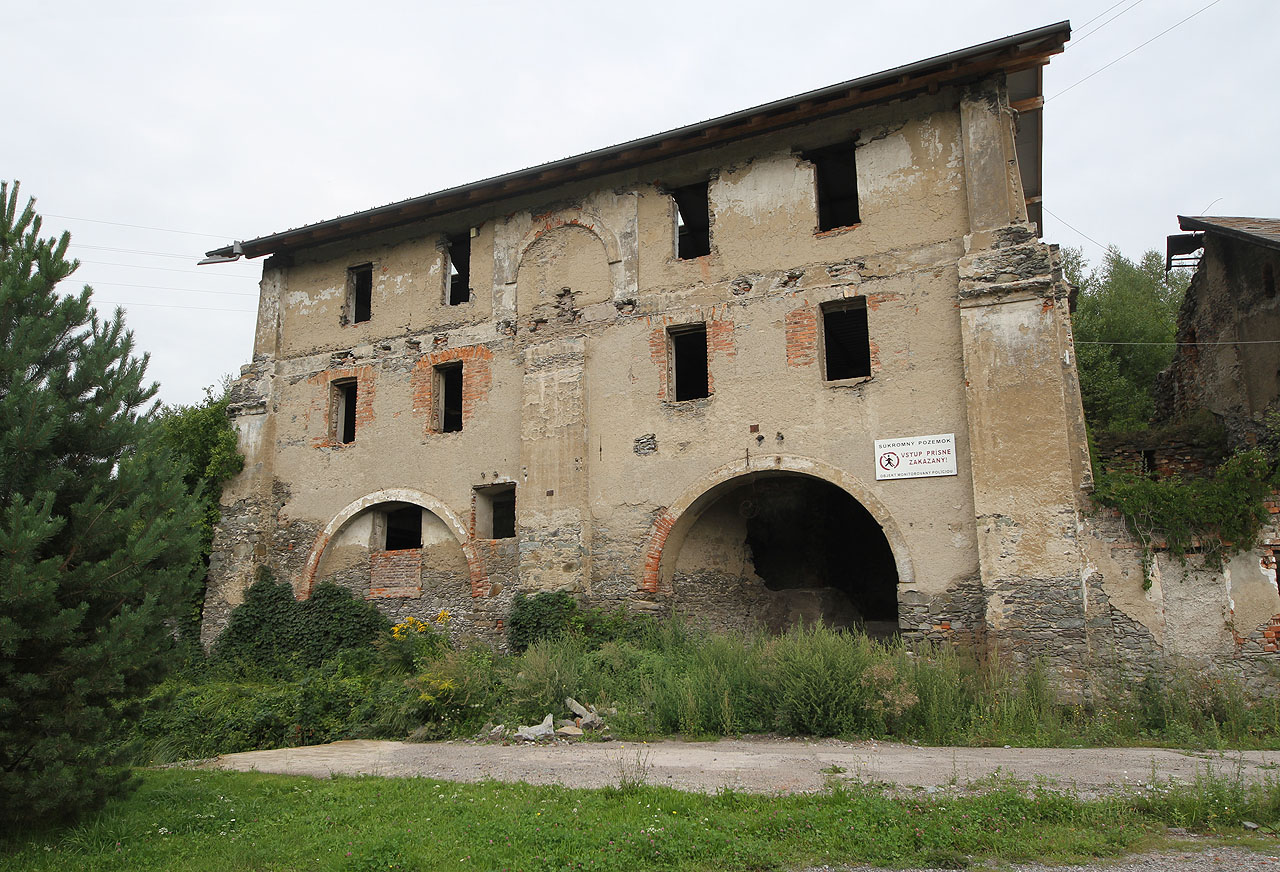 Také zde byla naším cílem huť, o které jsme se dozvěděli od <a href="http://ciernediery.sk">Čierných dier</a>.