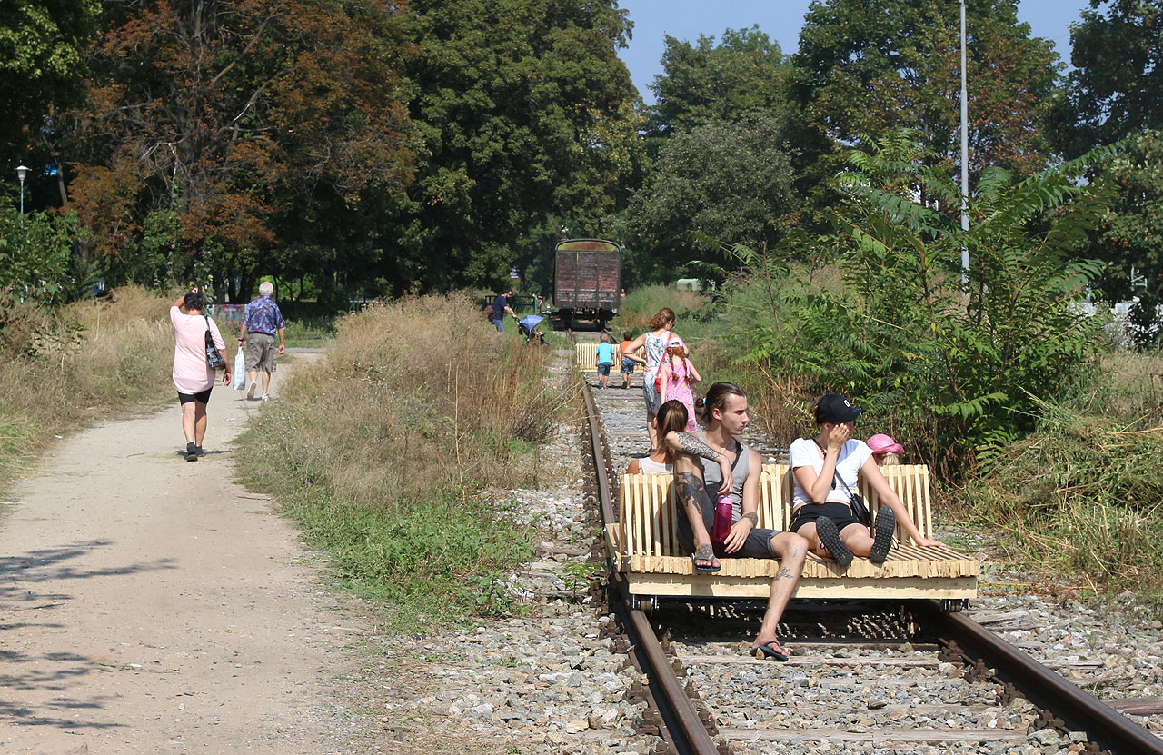 Po kolejích u mě za domem může jezdit vpravdě leccos.