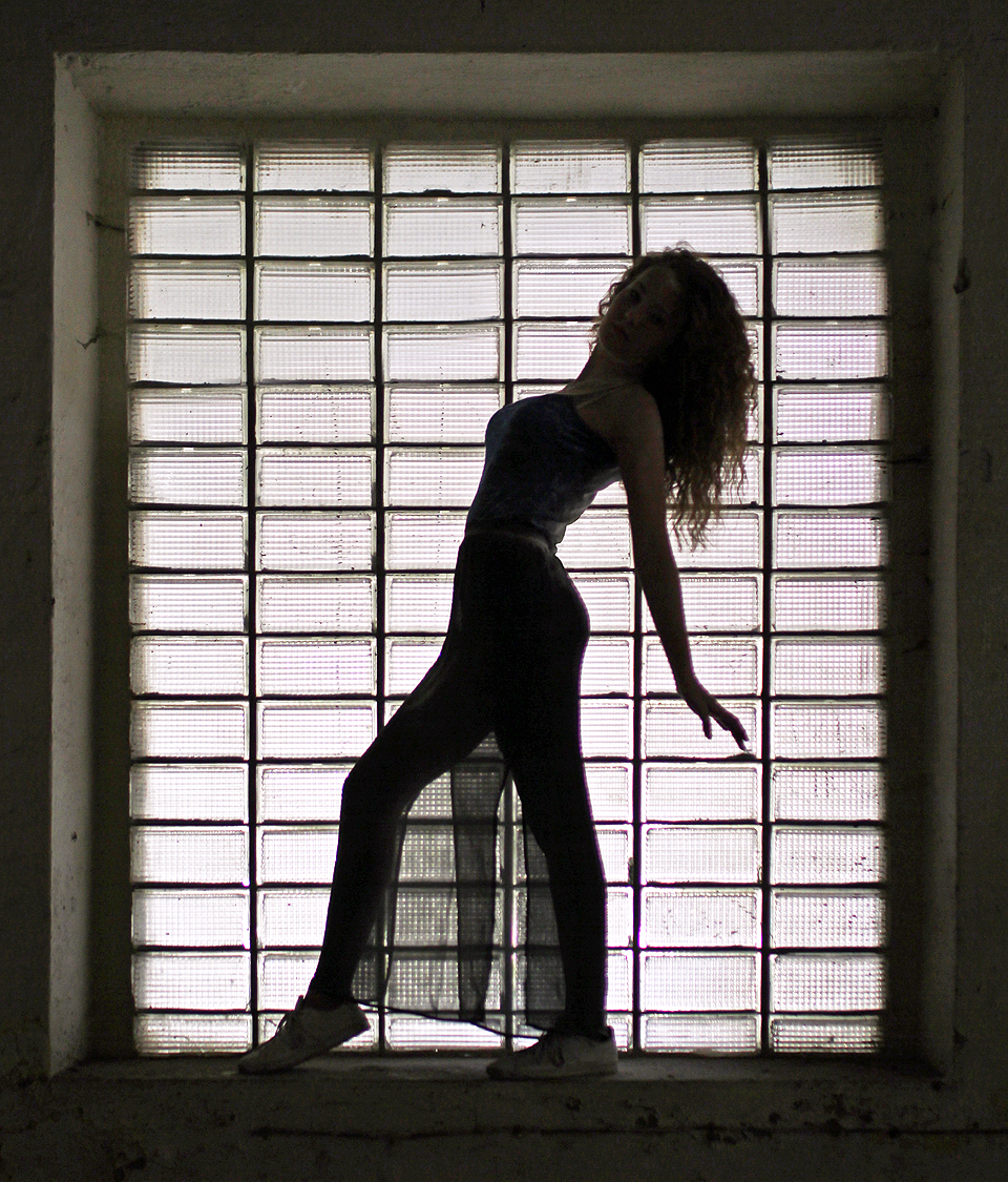 Za svícení děkujeme kamarádce Aničce (řečené Kouzelná), která nám zajišťovala komfortní světelné podmínky.