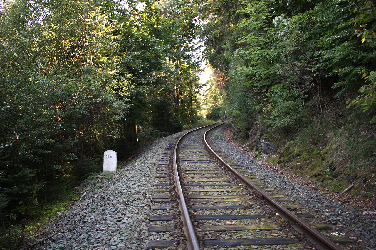 Cesta je někdy klikatější než si přejeme.