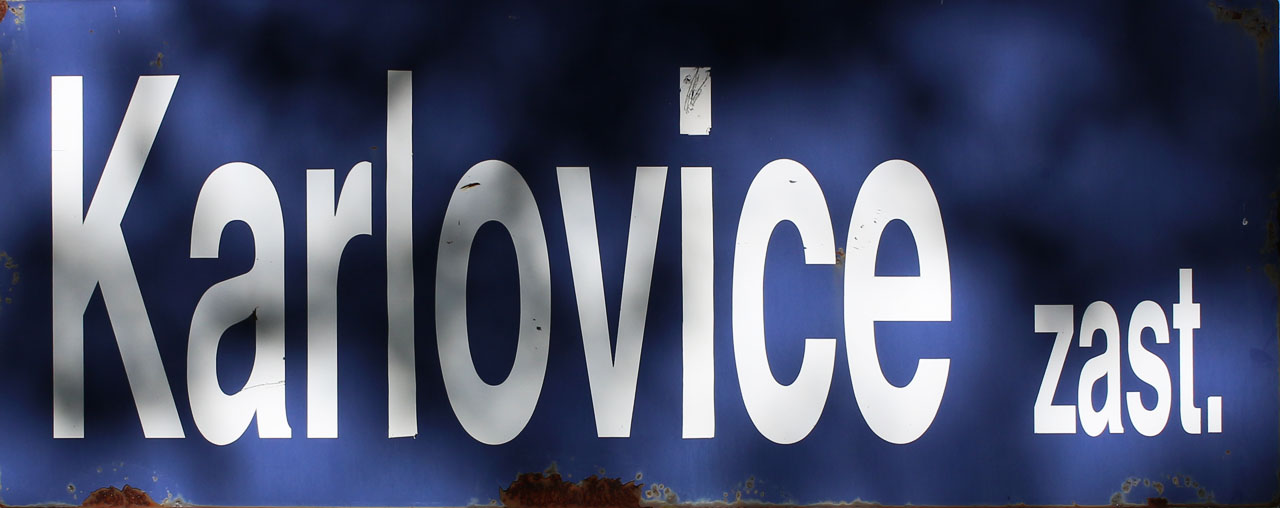 Dřevěný pan přednosta v Karlovicích pod Pradědem.