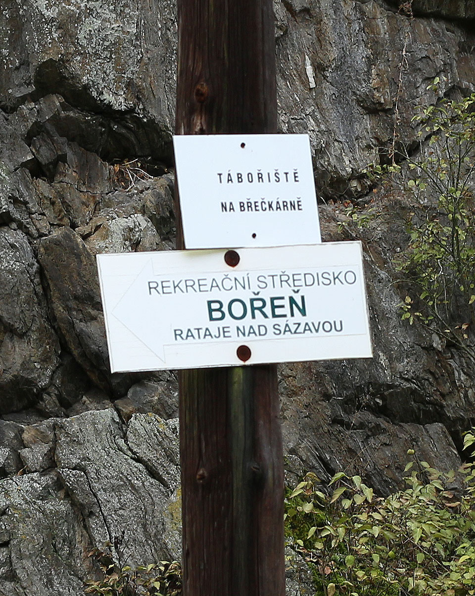 Název střediska Bořeň mně připomněl nejen vrch na Mostecku ale hlavně nezdolnou odborku našeho 23. OBS Chomtáci.