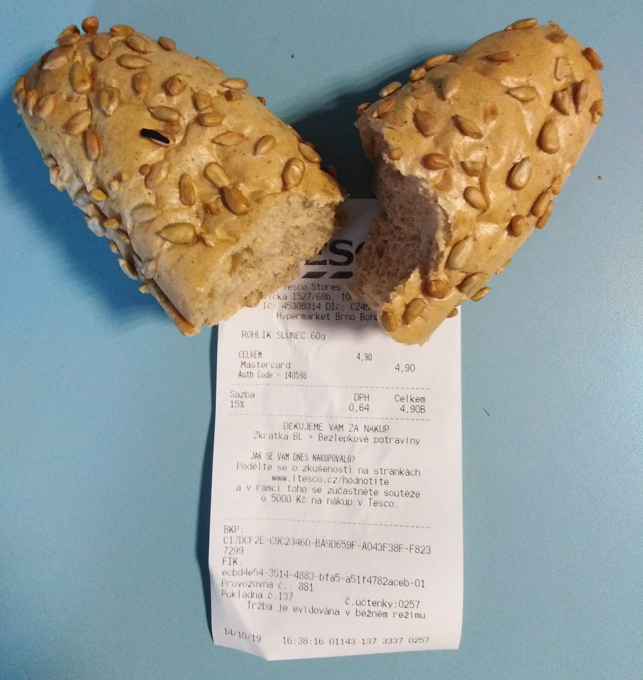 Týden jsem zahájil pondělkem, na který vyšel výdělek předchozího dne, tedy neděle 13. 10. 2019 ve výši 4,95 Kč. 