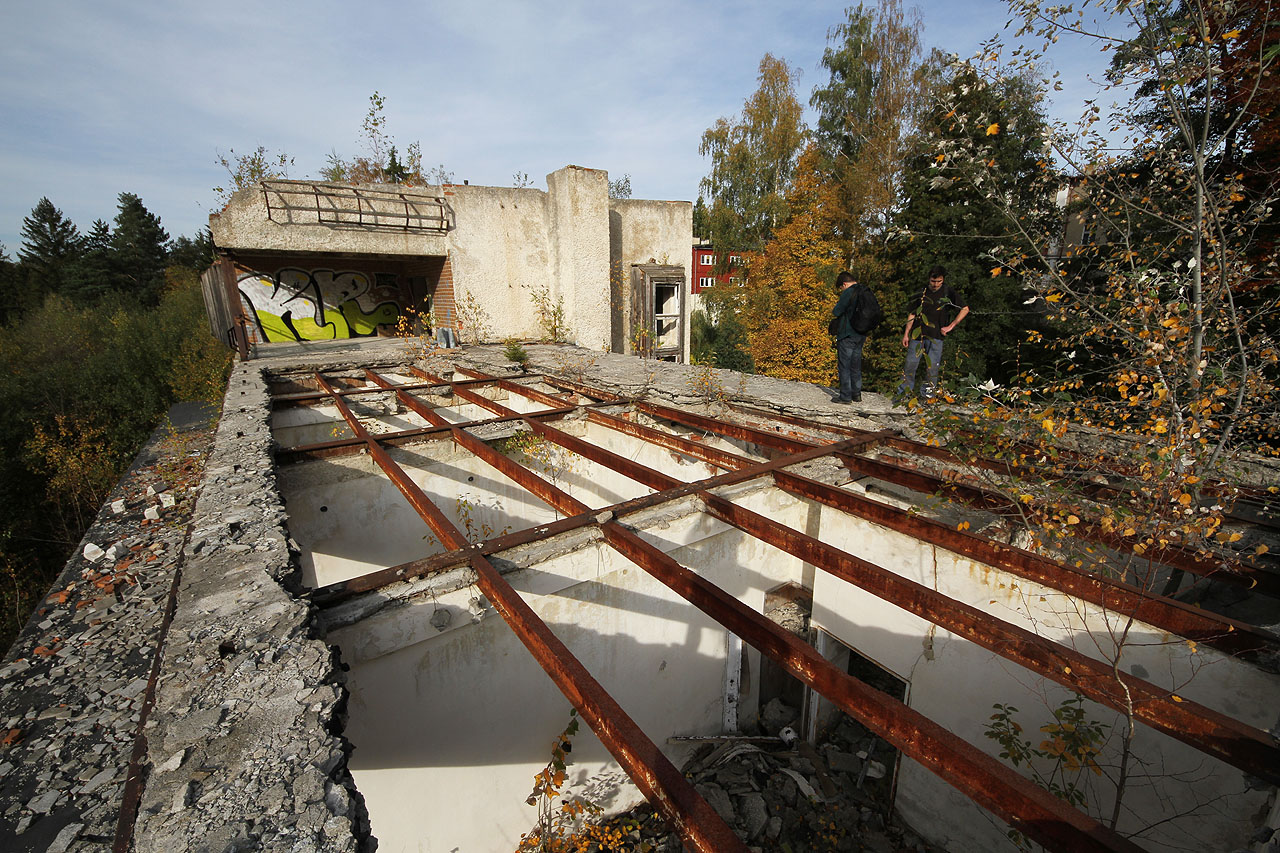 Stále jsou na obou stranách pohraničí místa, kde jde čas jakoby obráceným směrem.