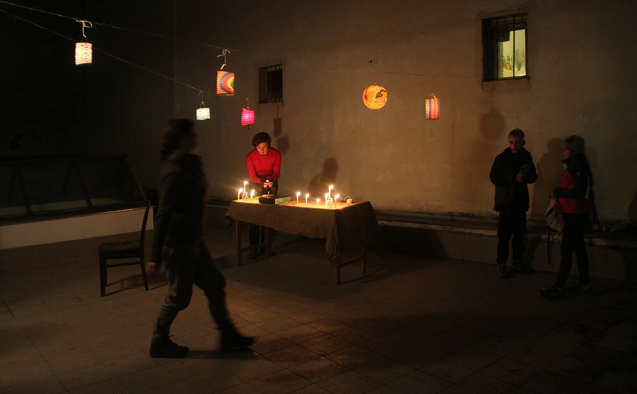 V kostele svatého Jakuba mezitím probíhají intenzivně přípravy na slavnost uvedení nového Velkého Vonta.