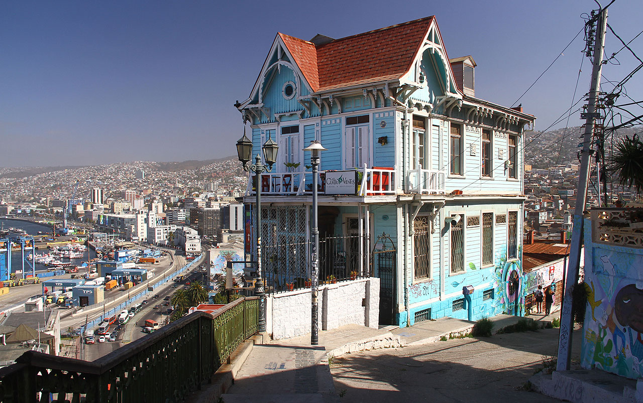 Strmé uličky Valparaiské.