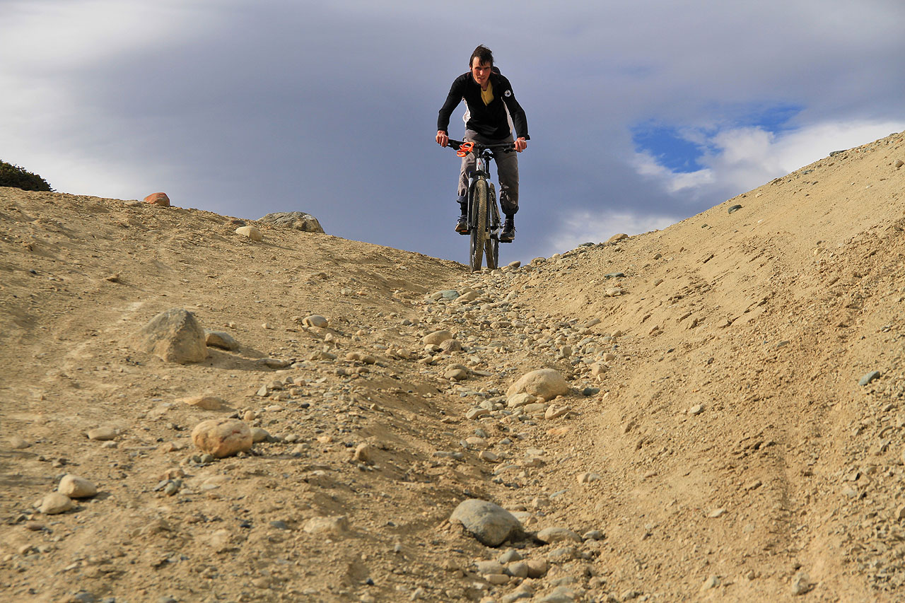 Auto nám bez americké kreditky nechtěli půjčit, a tak jsme strávili poslední den na jihu na vyůjčených horských kolech.