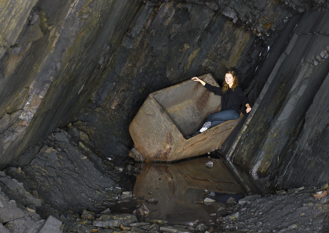 A takto vypadá čelba. Systém chodeb a sálů v dole je poměrně rozsáhlý, takže jsme málem ani nestihli autobus do Opavy.