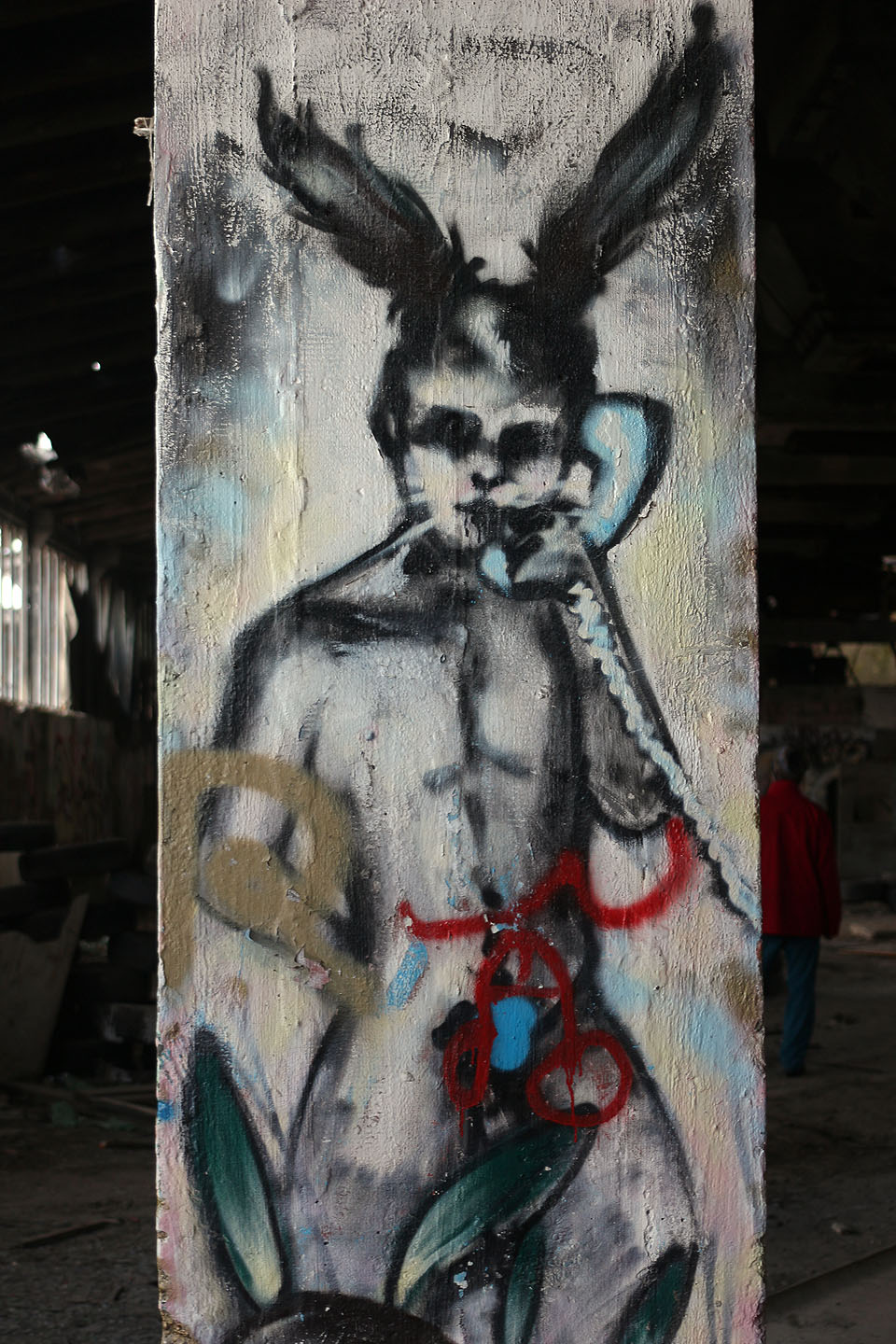 Umění se tu překrývá v několika vrstvách.